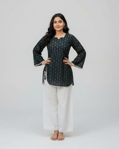 Black Curved Hem with Full Bell sleeves Kurti